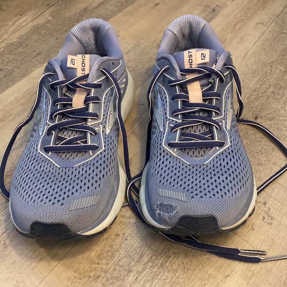 BROOKS RUNNING SHOE - Picture 2 of 4